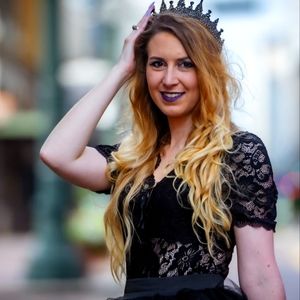 Meet your Posher, Britt